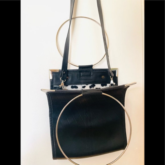 Retro Bangle purse. Ring handles Leather&Neoprene Cheetah fleece Black crossbody - Picture 2 of 9